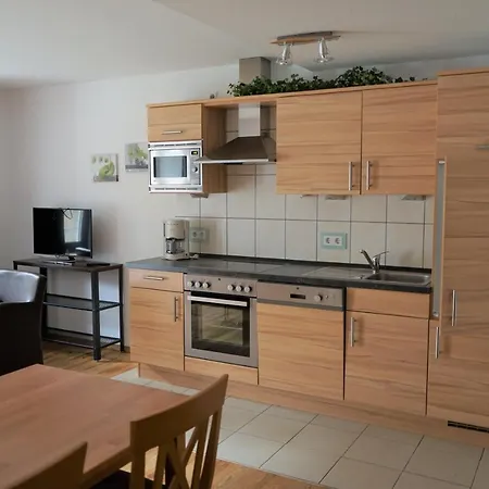 Apartment App-4-pers-2-schlafzimmer-mit-eigenen-badezimmer-2-balkonen-alle-mit-moselblick *