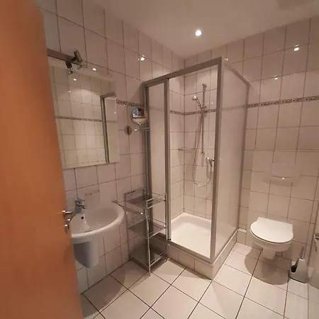 Apartamento App-4-pers-2-schlafzimmer-mit-eigenen-badezimmer-2-balkonen-alle-mit-moselblick